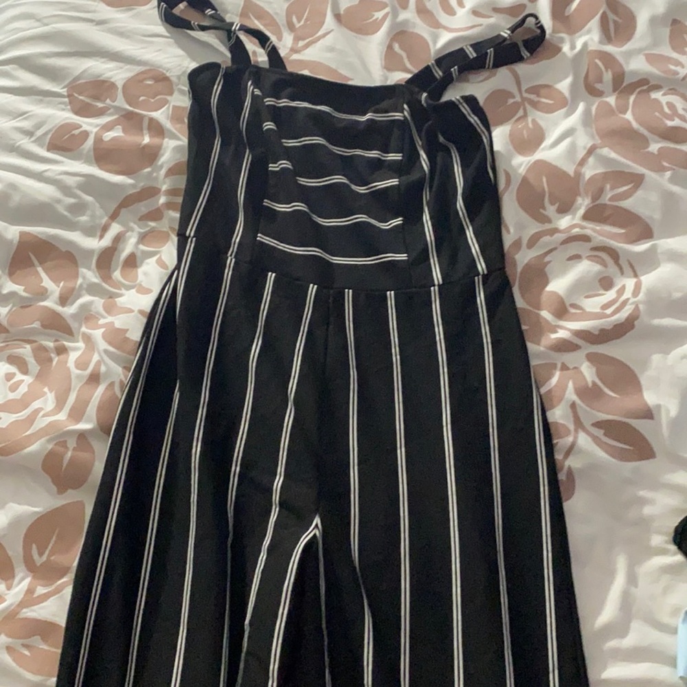 Long stripped pant suit
